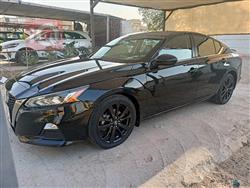 نيسان ألتيما